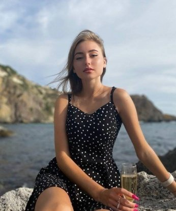 Елена, 25 лет, 2 размер груди